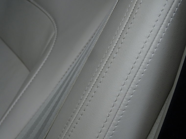 Vehicle Image 38