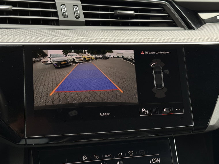 Vehicle Image 39