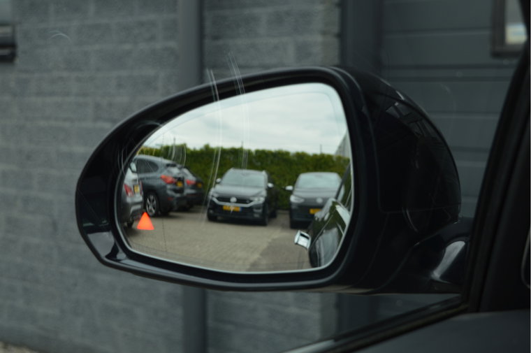 Vehicle Image 27