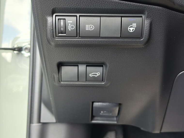 Vehicle Image 33