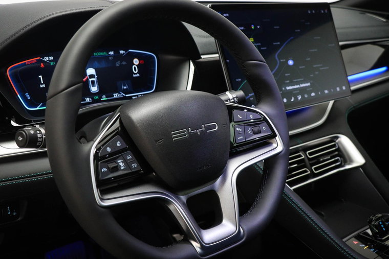 Vehicle Image 36