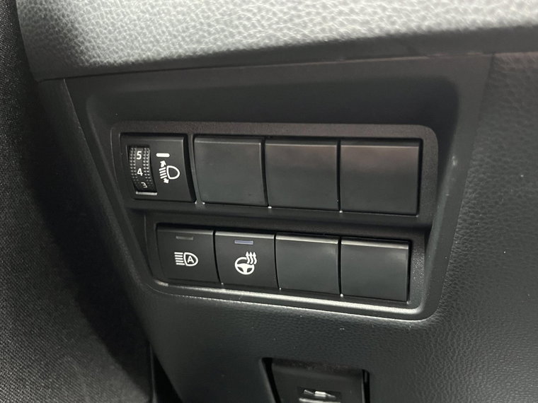 Vehicle Image 33