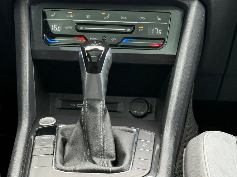Vehicle Image 27