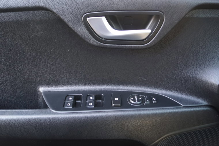 Vehicle Image 23