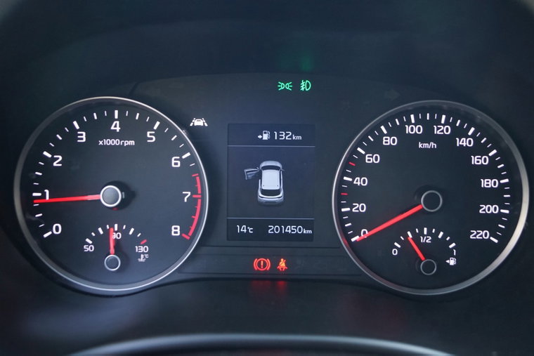 Vehicle Image 25