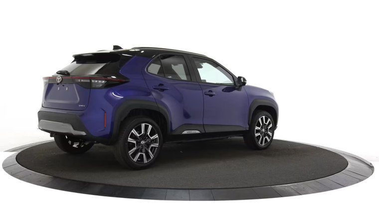 Vehicle Image 5