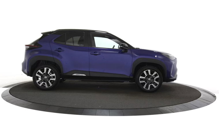 Vehicle Image 6
