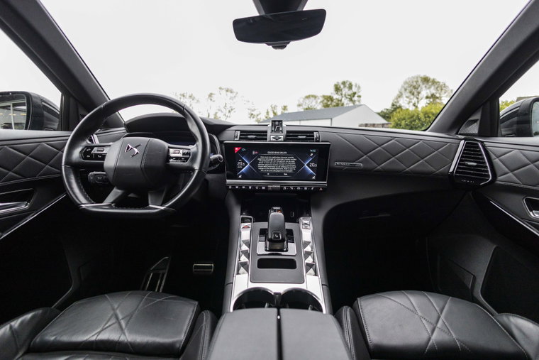 Vehicle Image 36