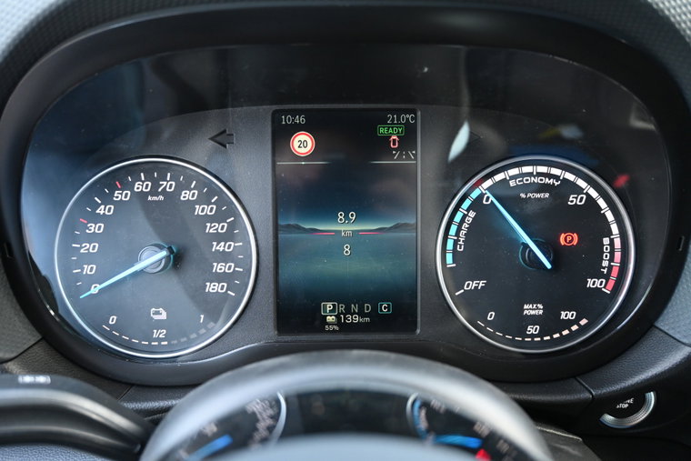 Vehicle Image 16