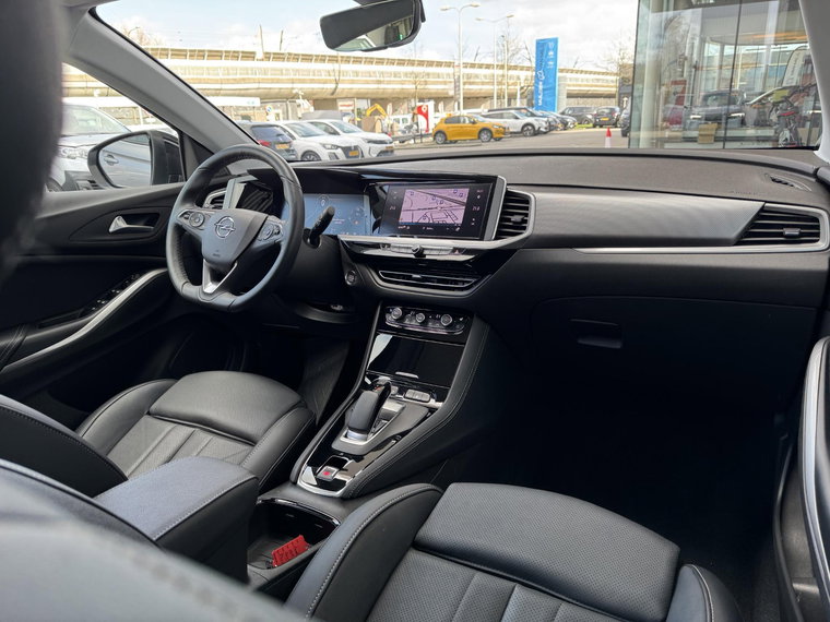 Vehicle Image 33