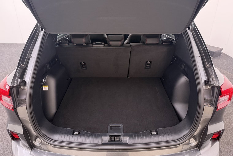 Vehicle Image 16