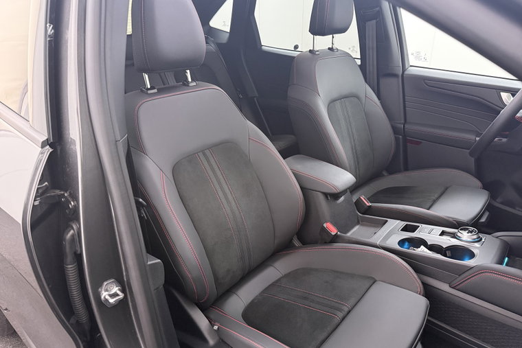 Vehicle Image 18