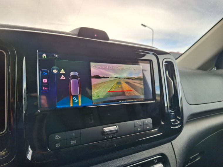 Vehicle Image 19