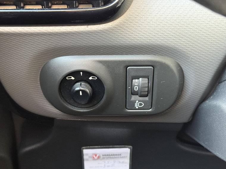 Vehicle Image 26