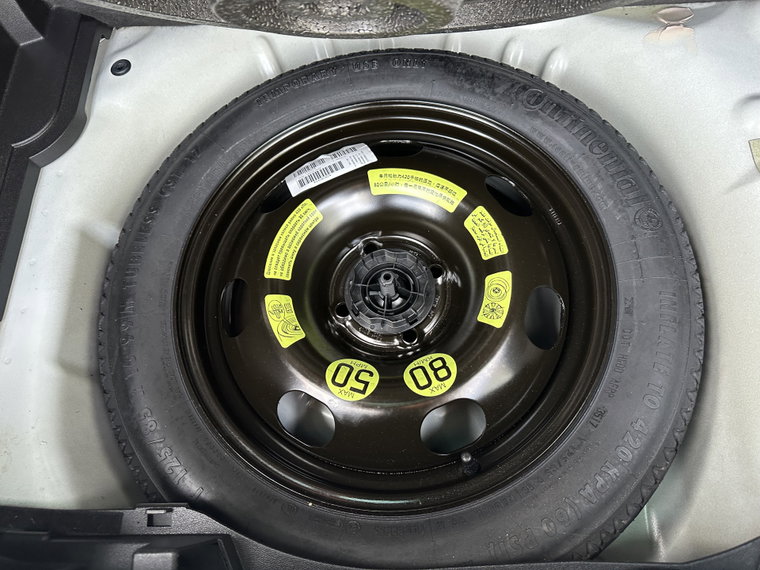Vehicle Image 20