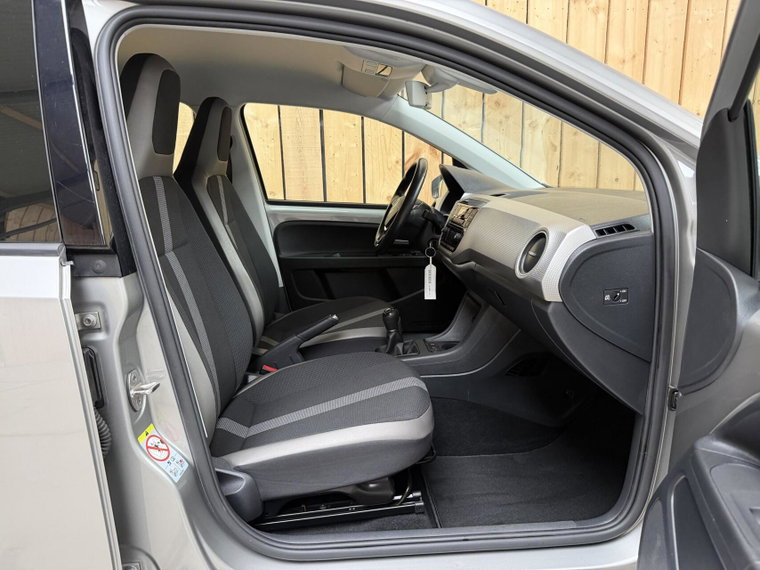 Vehicle Image 41