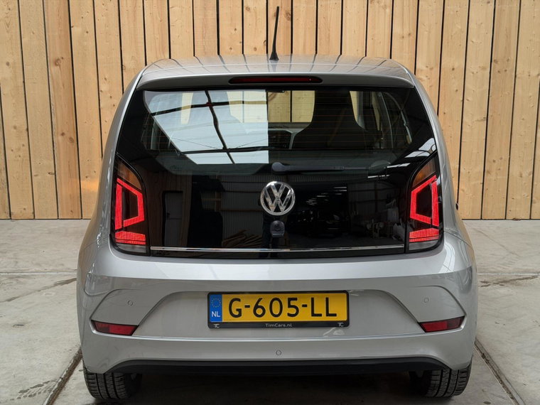 Vehicle Image 48