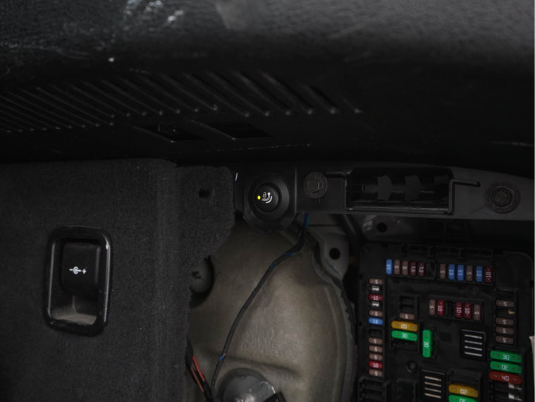 Vehicle Image 33