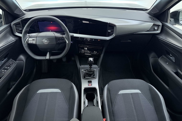 Vehicle Image 35