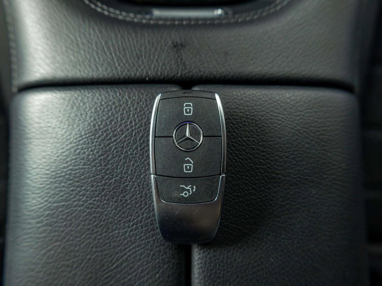 Vehicle Image 39