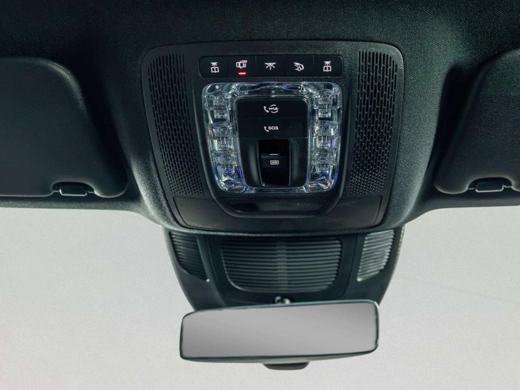 Vehicle Image 41