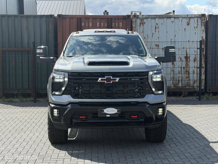 Vehicle Image 19