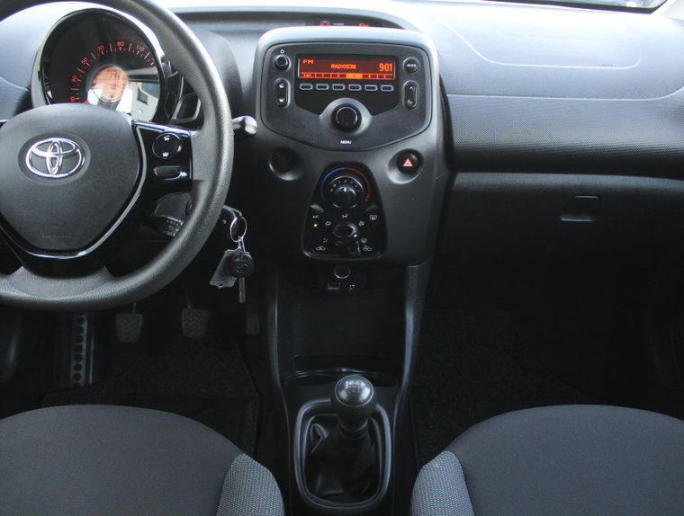 Vehicle Image 29