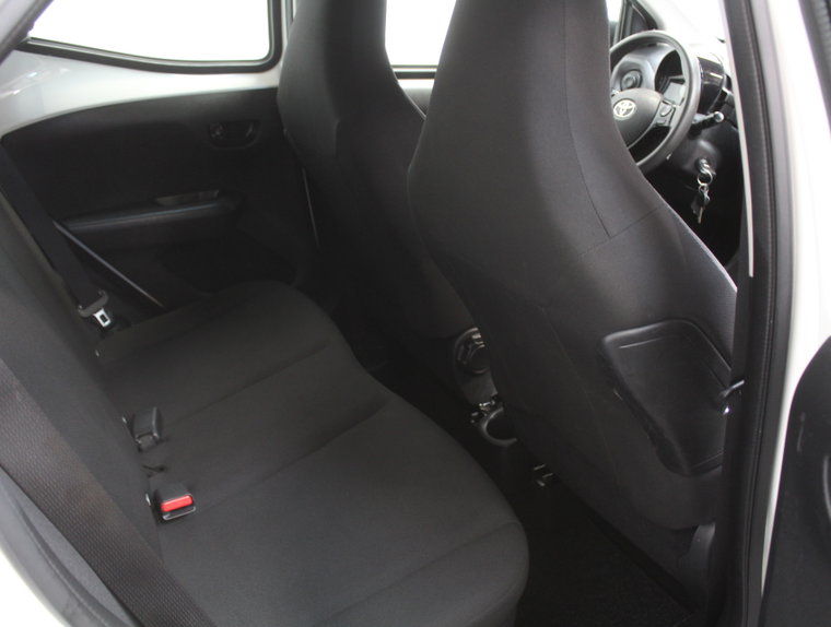 Vehicle Image 39