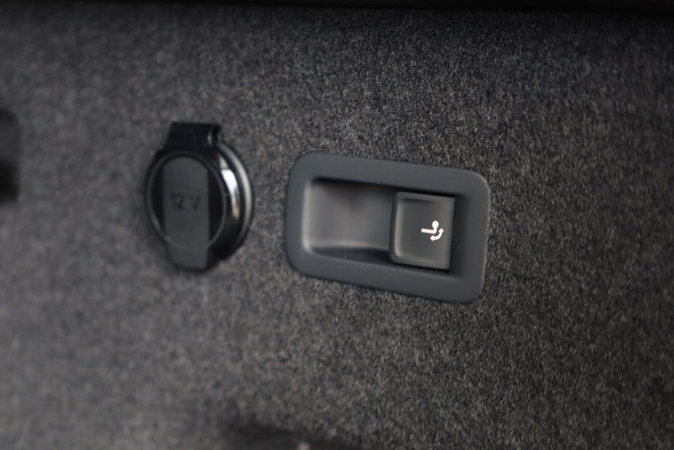 Vehicle Image 47