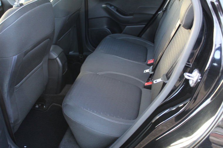 Vehicle Image 25
