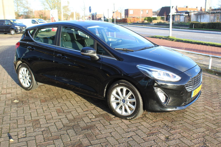 Vehicle Image 39