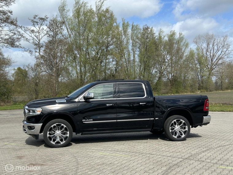 Vehicle Image 33