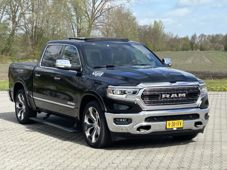 Vehicle Image 35