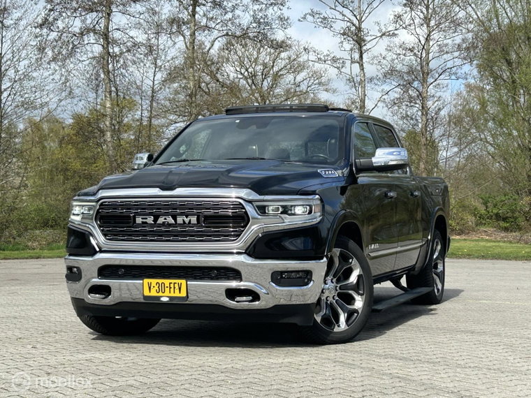 Vehicle Image 41
