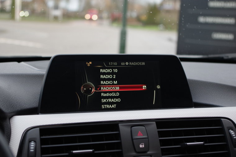 Vehicle Image 35