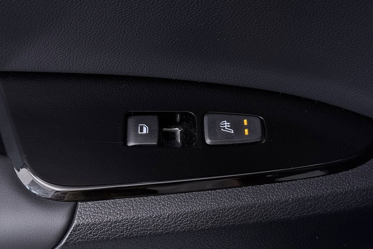 Vehicle Image 23