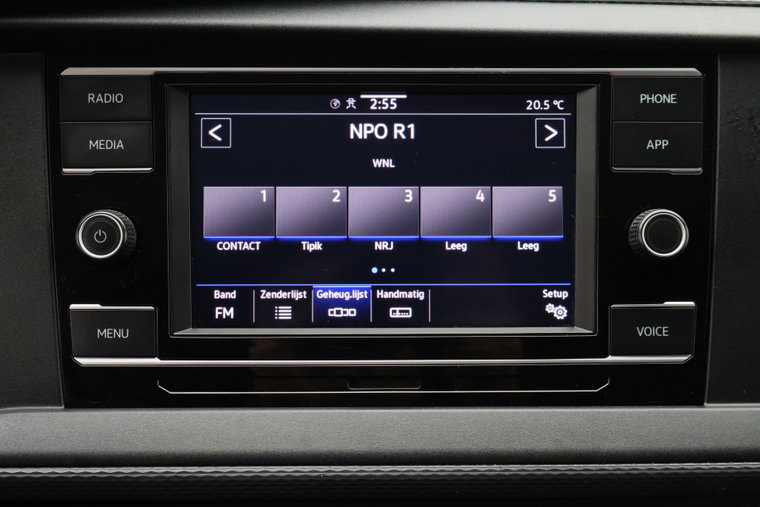 Vehicle Image 35