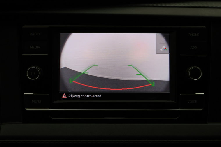 Vehicle Image 38