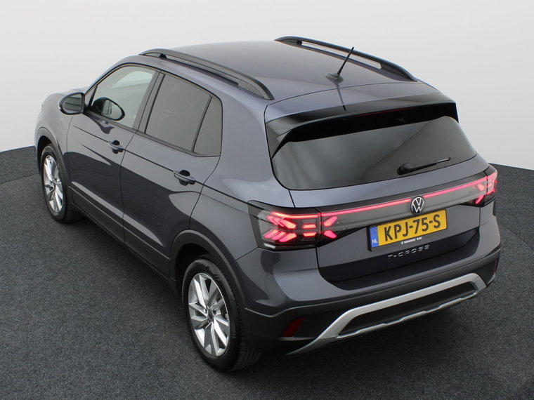 Vehicle Image 50