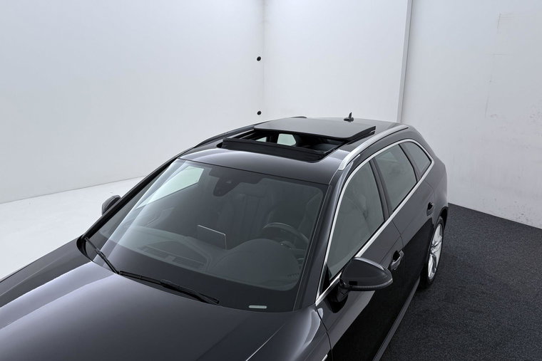 Vehicle Image 45