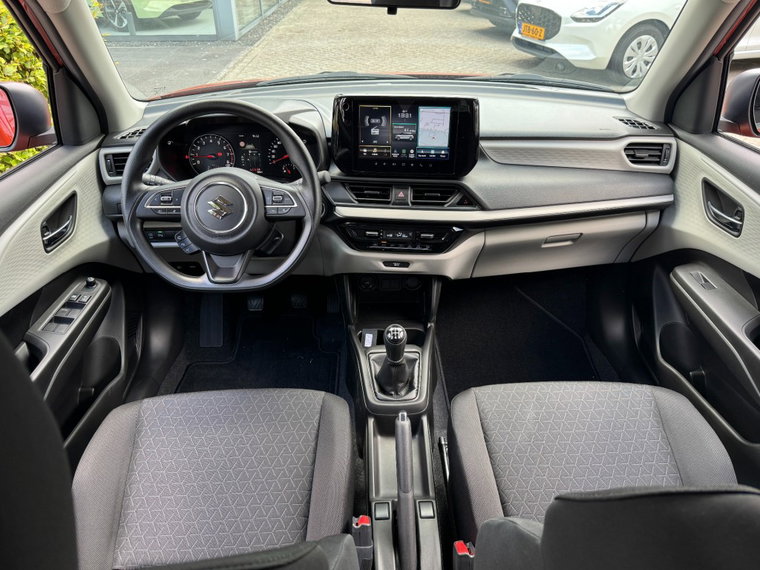 Vehicle Image 18