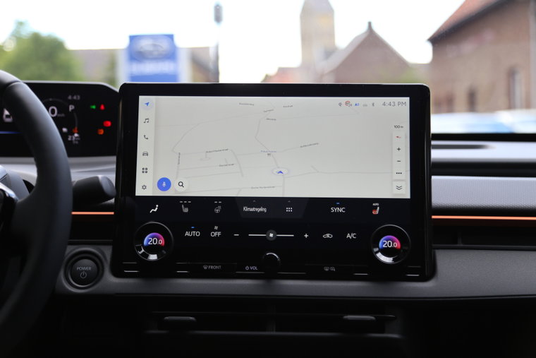 Vehicle Image 19