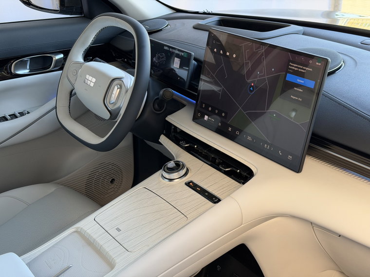 Vehicle Image 37