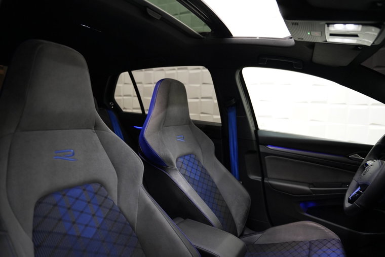 Vehicle Image 33