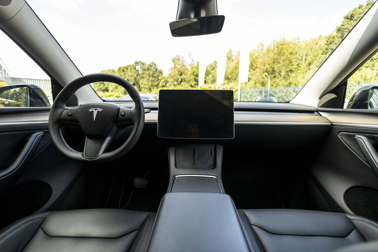 Vehicle Image 21