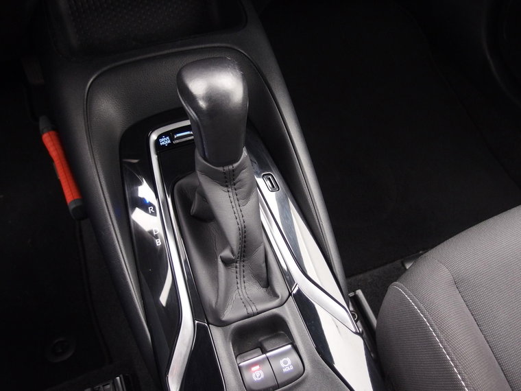 Vehicle Image 12