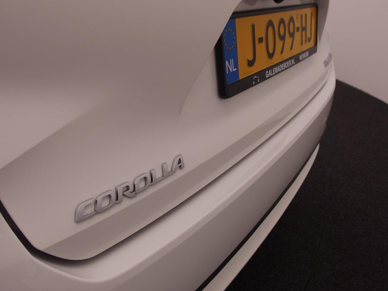 Vehicle Image 19