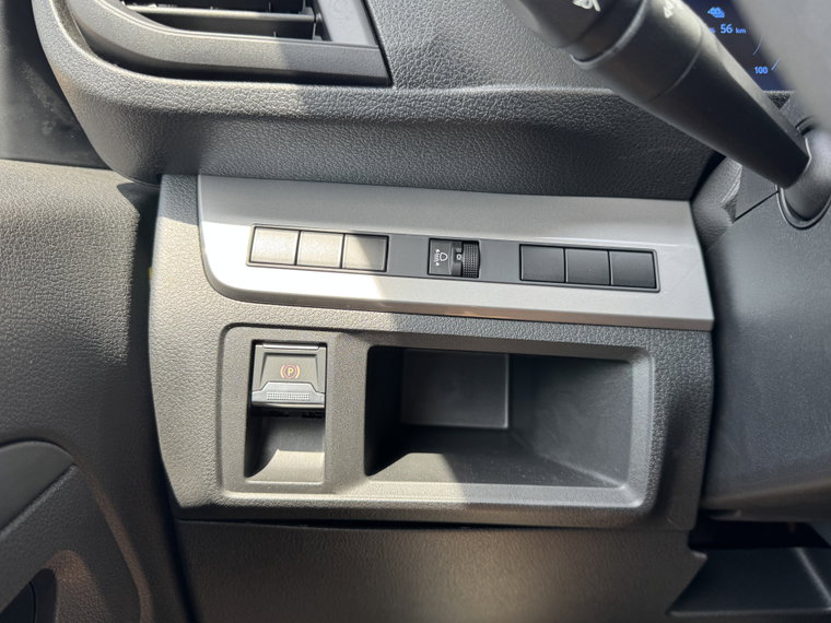 Vehicle Image 29