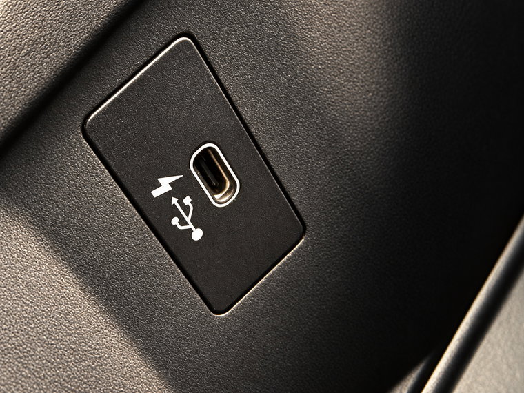 Vehicle Image 22