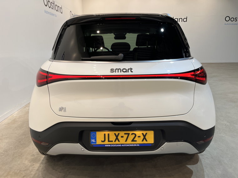 Vehicle Image 23